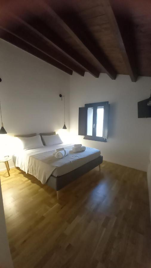 La Casetta Guest House Ористано Экстерьер фото